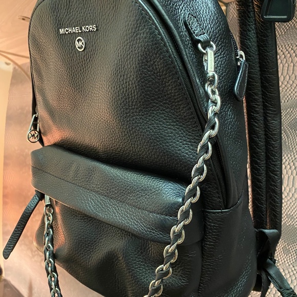 Michael Kors Pebbled Leather Backpack Medium Slater Model - Black 12.5x10.5x4.5